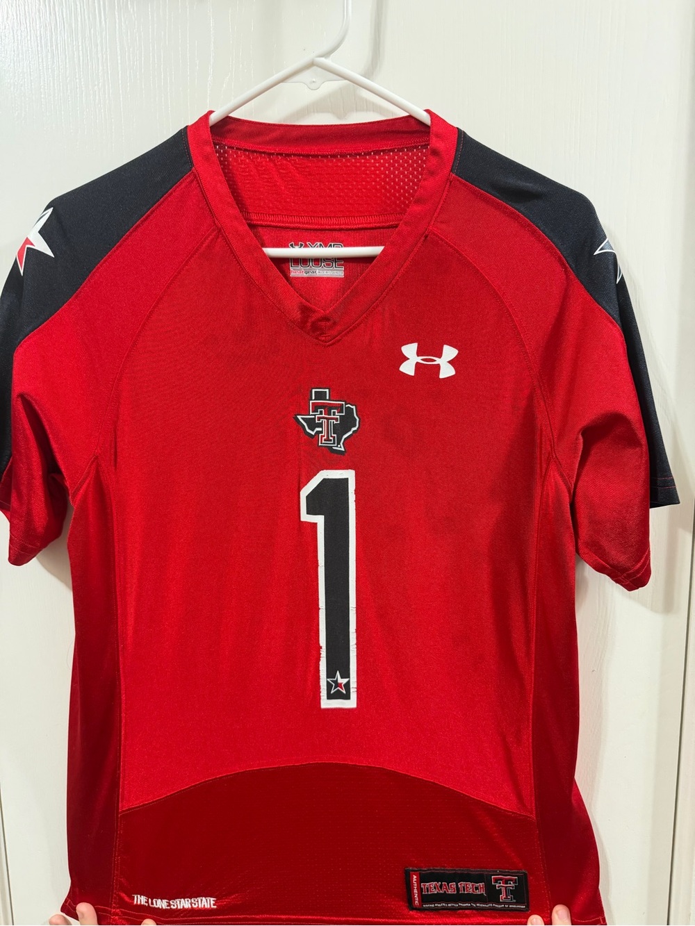 Under Armour Red HeatGear Loose Athletic Jersey